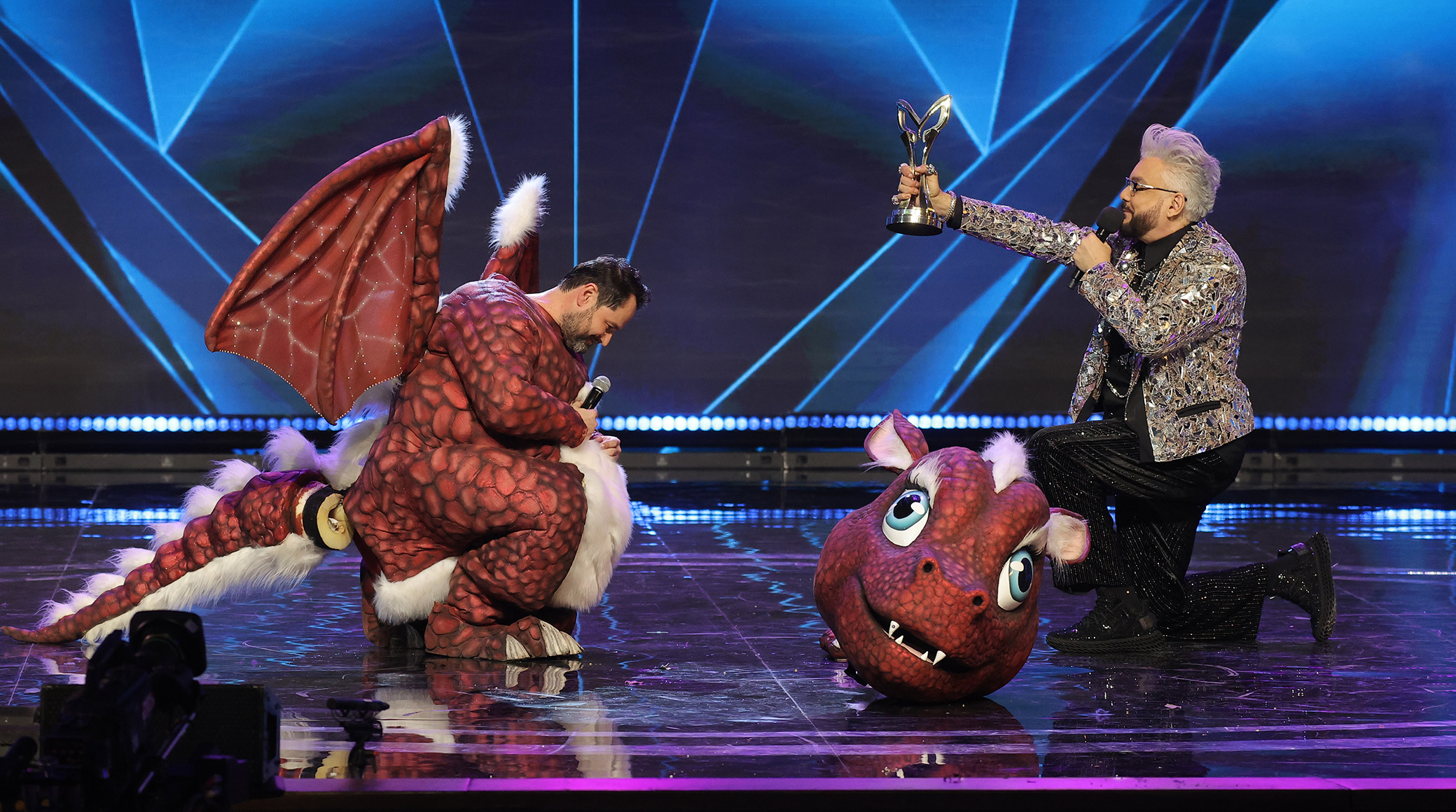 Шоу «Маска» триумфально завершилось в Crocus City Hall обложка