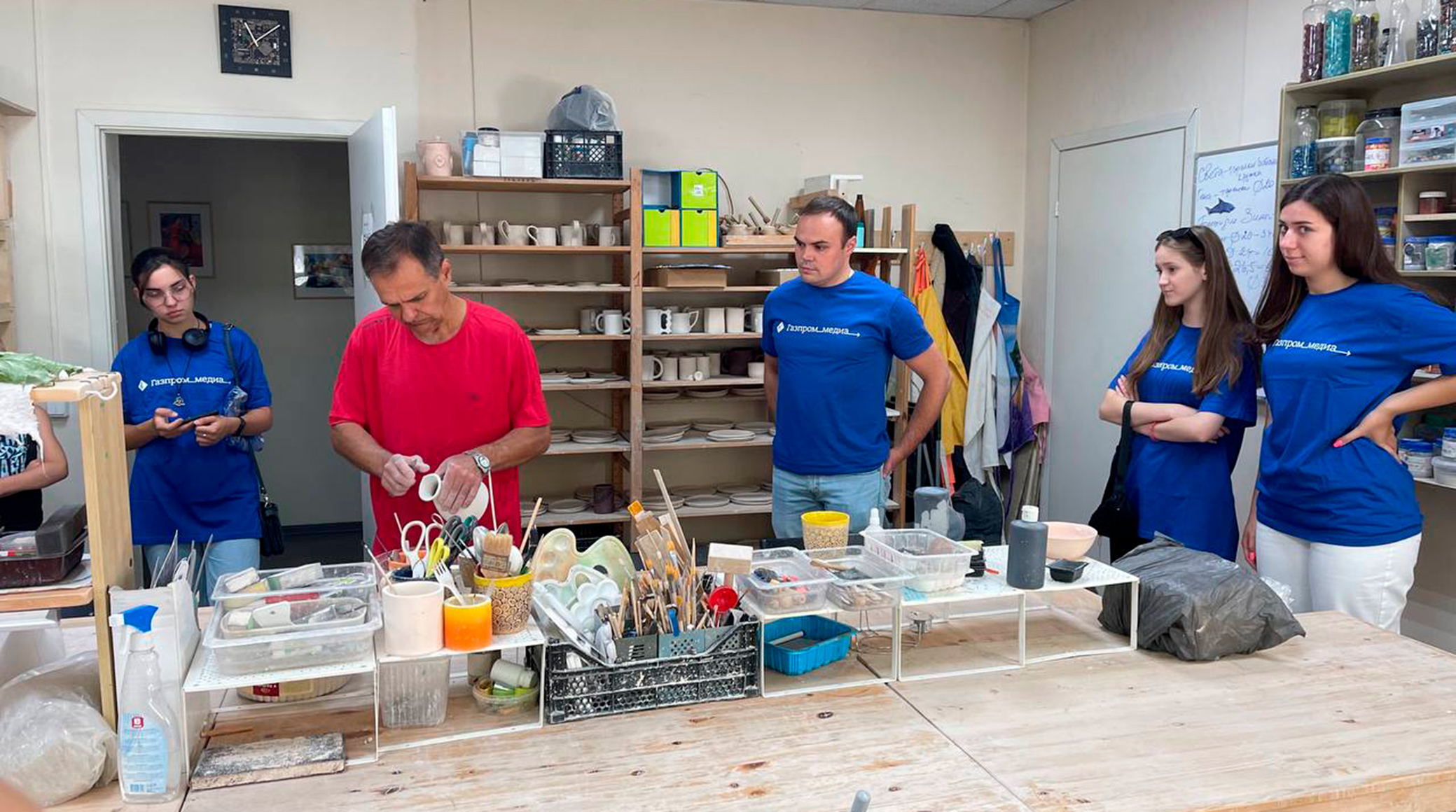 Gazprom Media Holding’s volunteer activity at the Krug workshop cover