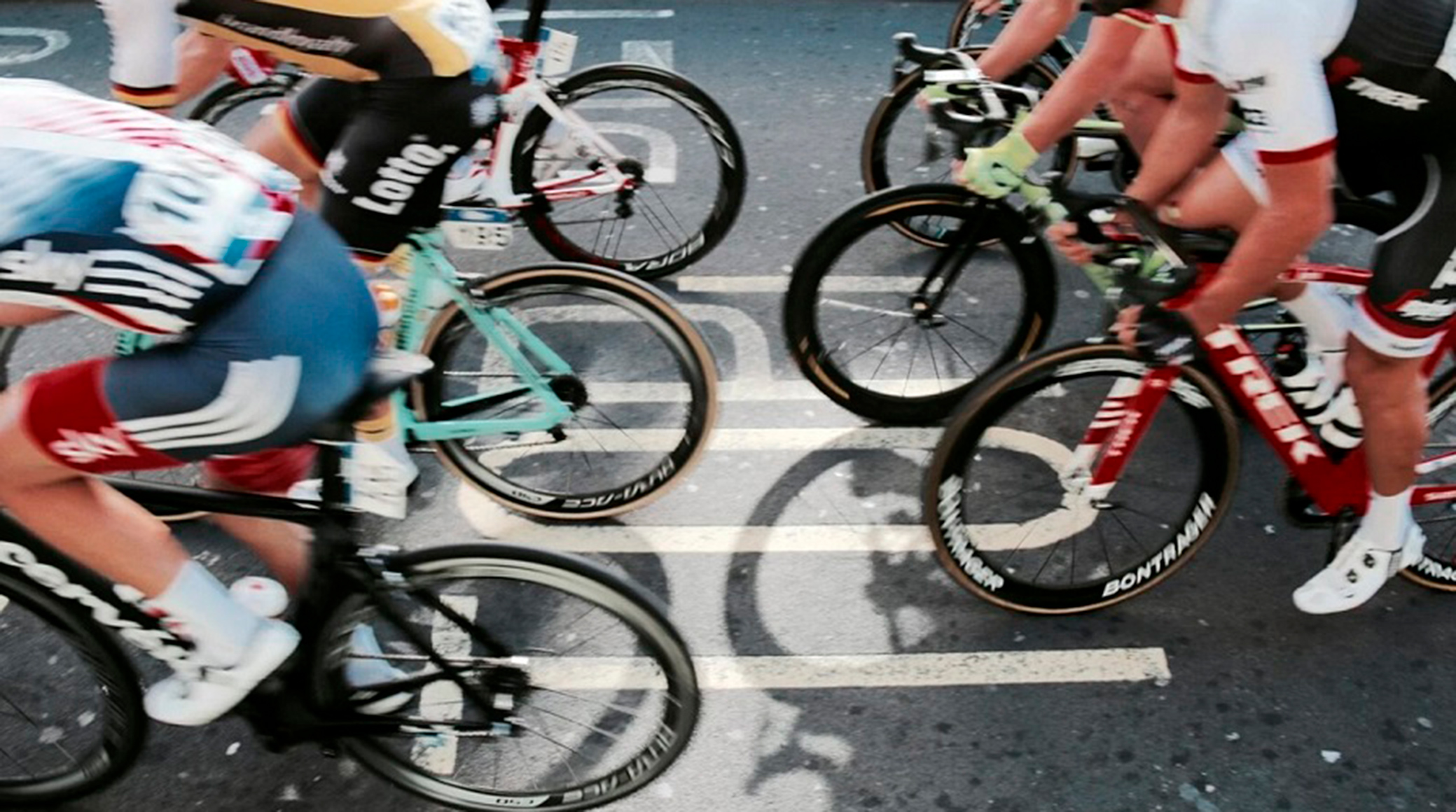 При поддержке Радио ENERGY в Москве состоится велогонка La Strada обложка