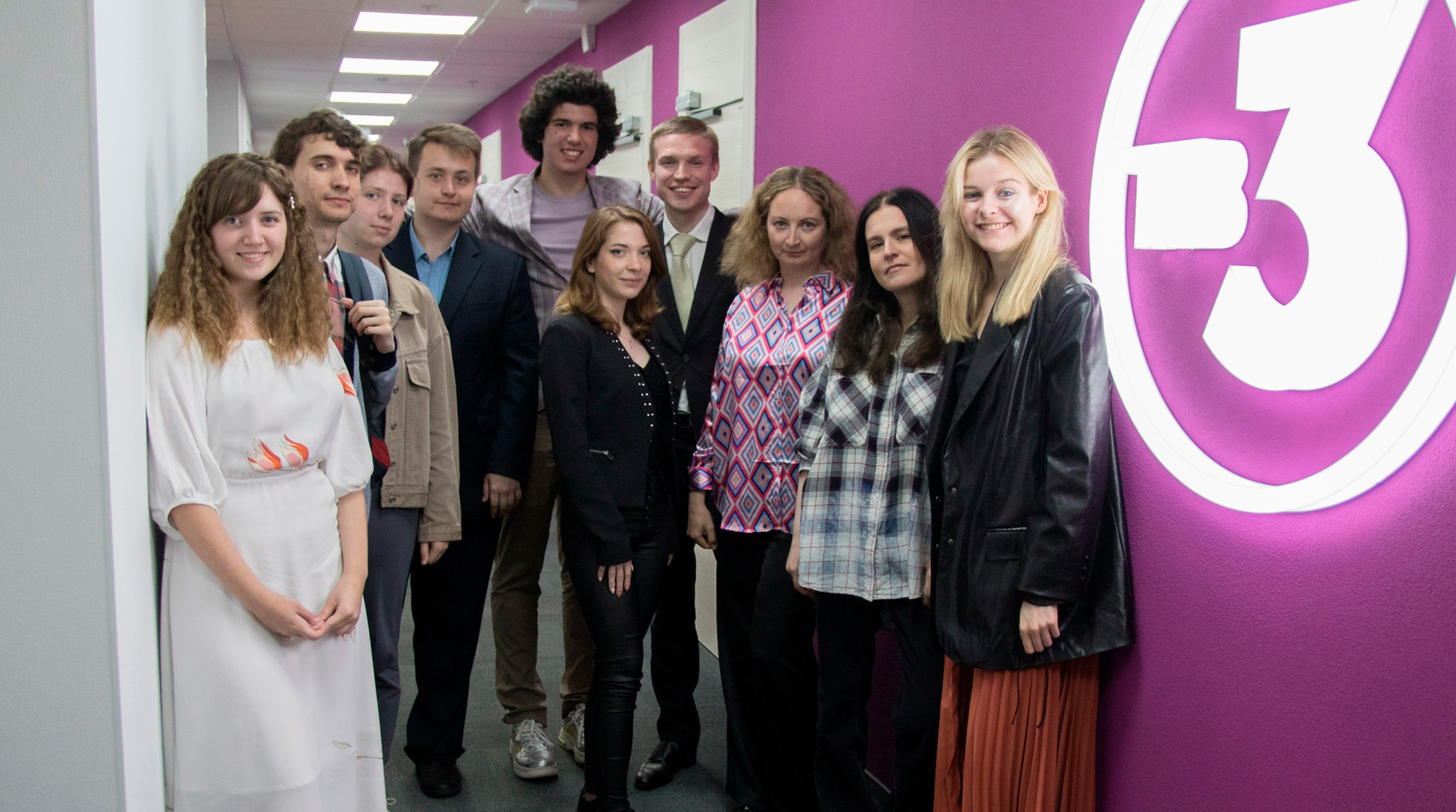 Эксперты ТВ-3 оценили творческие работы студентов факультета журналистики МГУ имени М.В. Ломоносова обложка