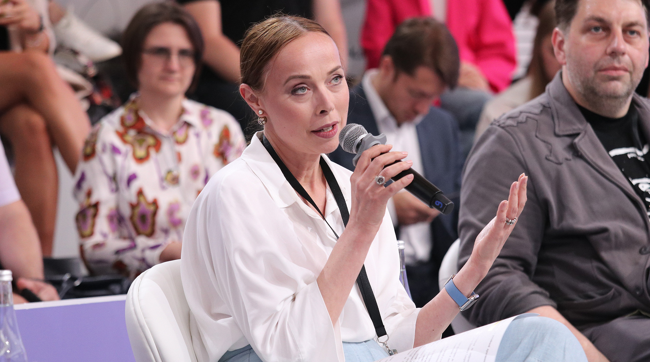 На «Российской креативной неделе» эксперты обсудили меры поддержки креативной отрасли обложка