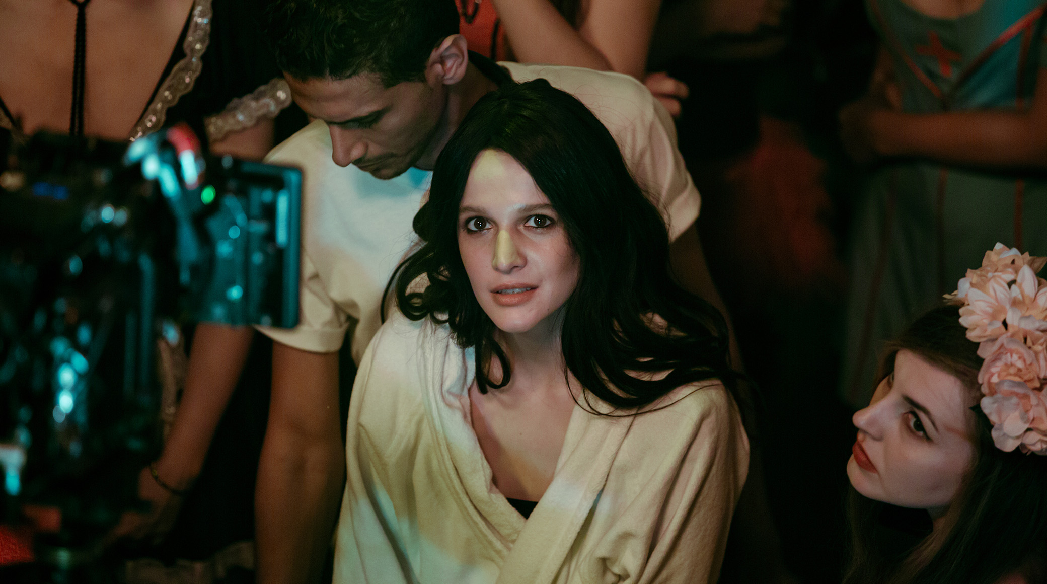 «С нуля»: золотые нулевые в драме Василия Бархатова для PREMIER обложка