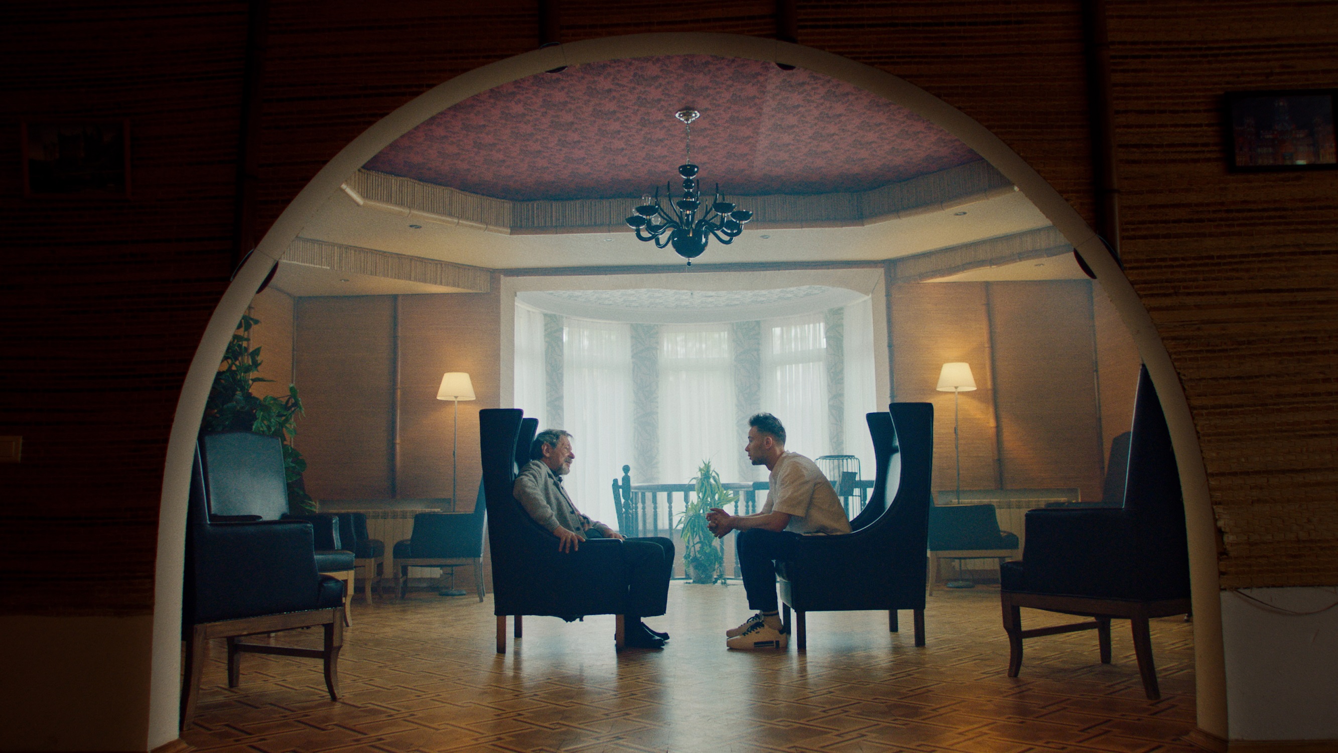 Финал сериала «Не дождетесь» покажут в кинотеатрах по просьбе участников проекта «Московское долголетие» обложка