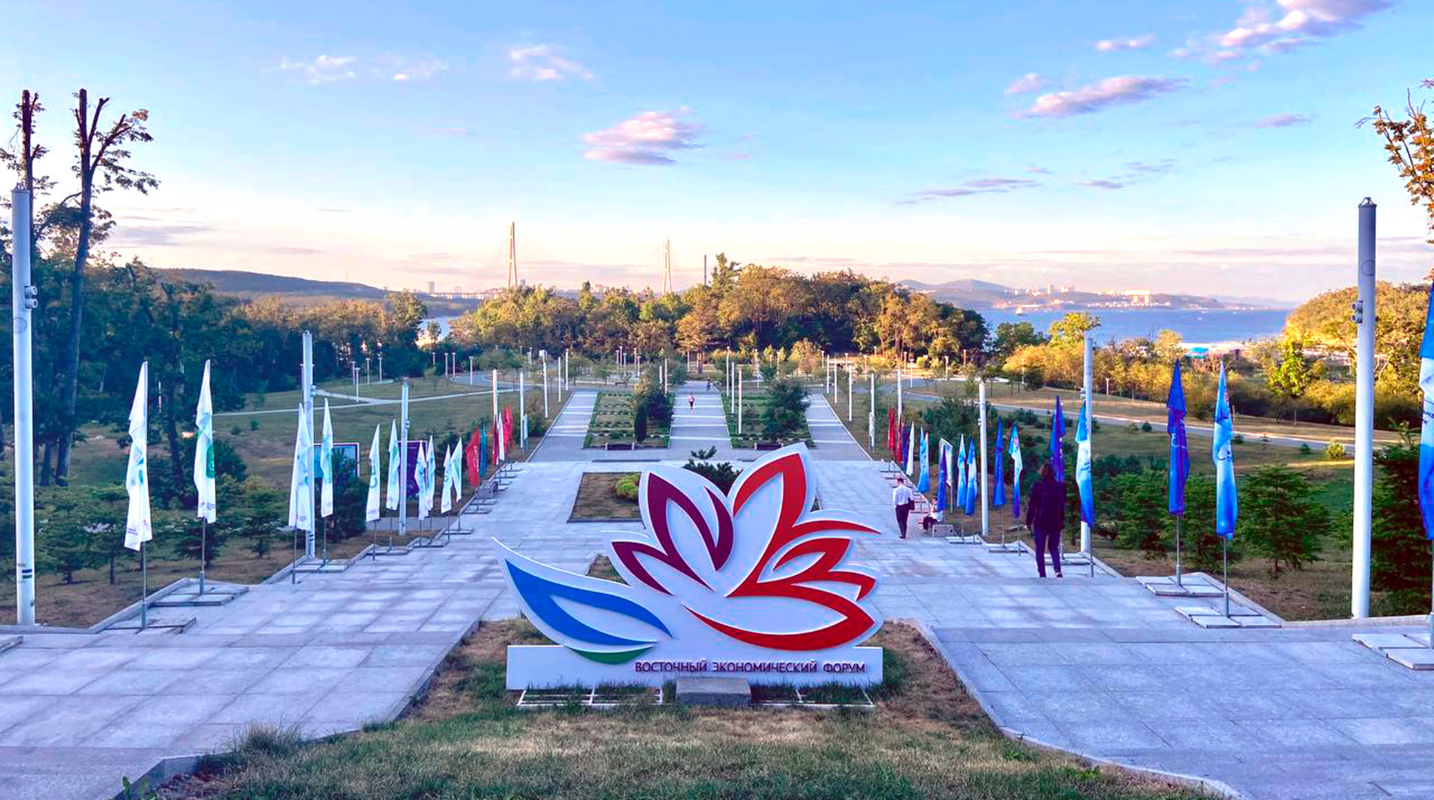 Холдинг «Газпром-медиа» принял масштабное участие в Восточном экономическом форуме-2021 обложка