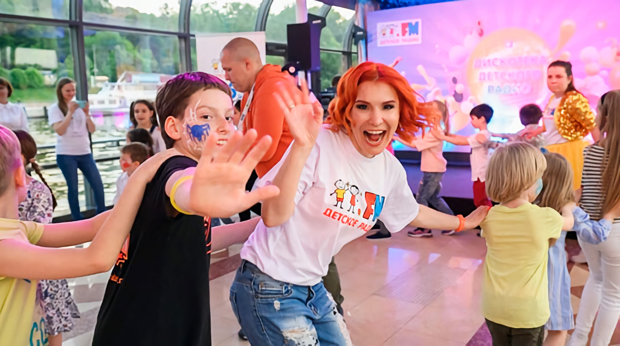 Детское радио устроит праздник ко Дню знаний обложка