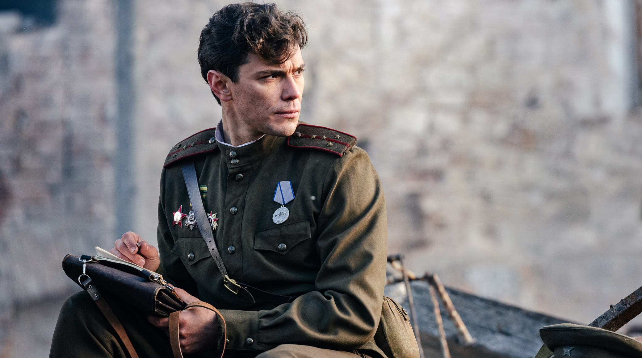 9 мая сразу на четырех телеканалах «Газпром-Медиа Холдинга» состоится премьера исторической драмы «Нюрнберг» обложка