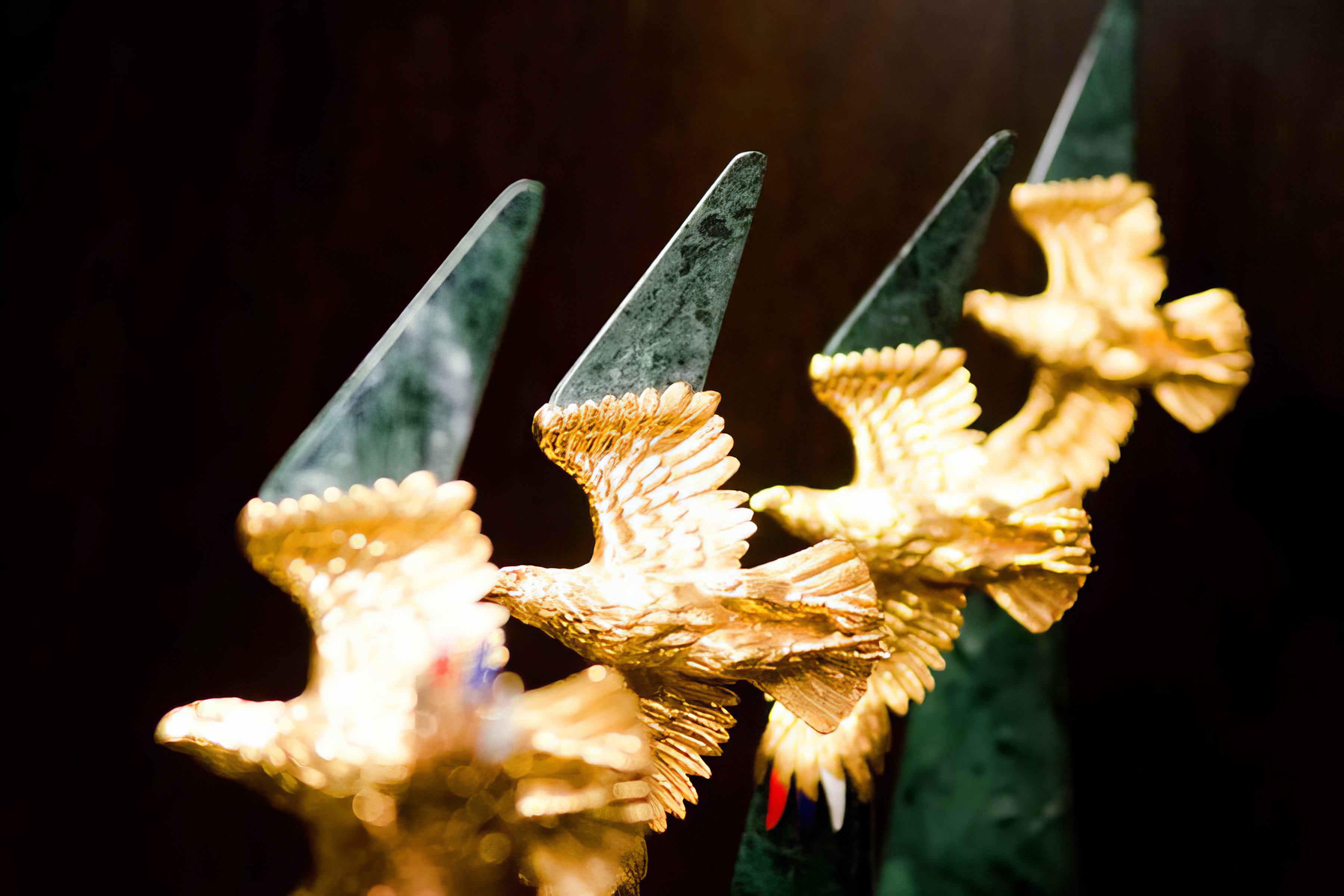 Фильмы компаний «Газпром-Медиа Холдинга» — лауреаты премии «Золотой орел» обложка