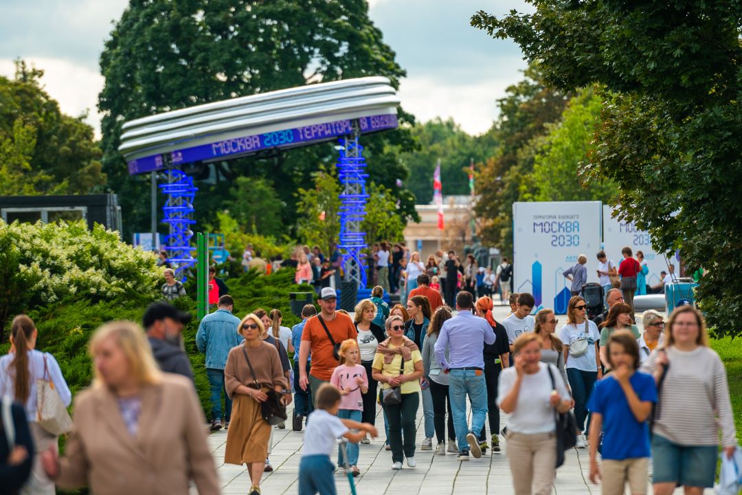 Радиостанции ГПМ Радио вышли в эфир на форуме-фестивале «Территория будущего. Москва 2030» обложка