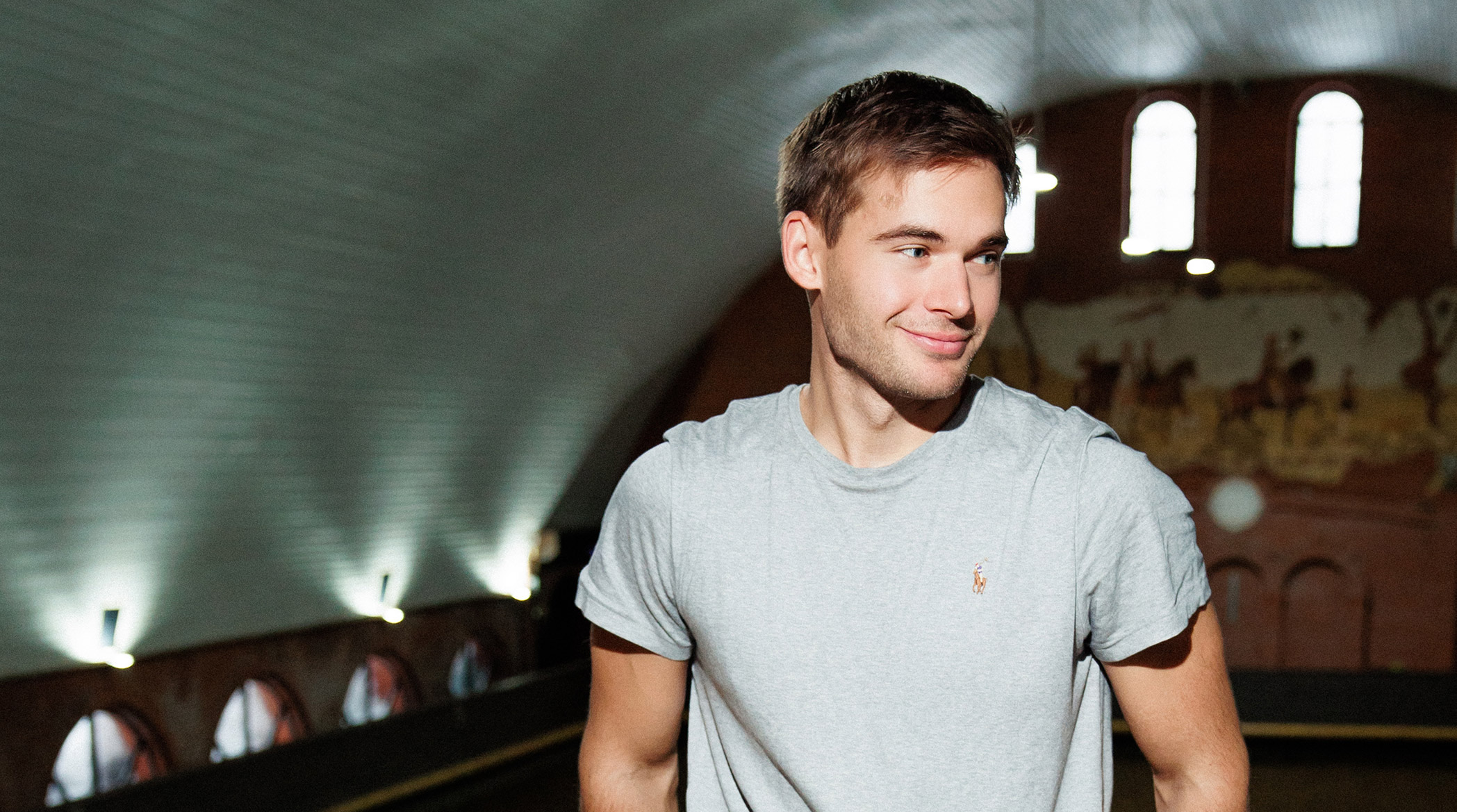 Премьера нового сезона шоу «Холостяк» на ТНТ состоится 12 марта обложка