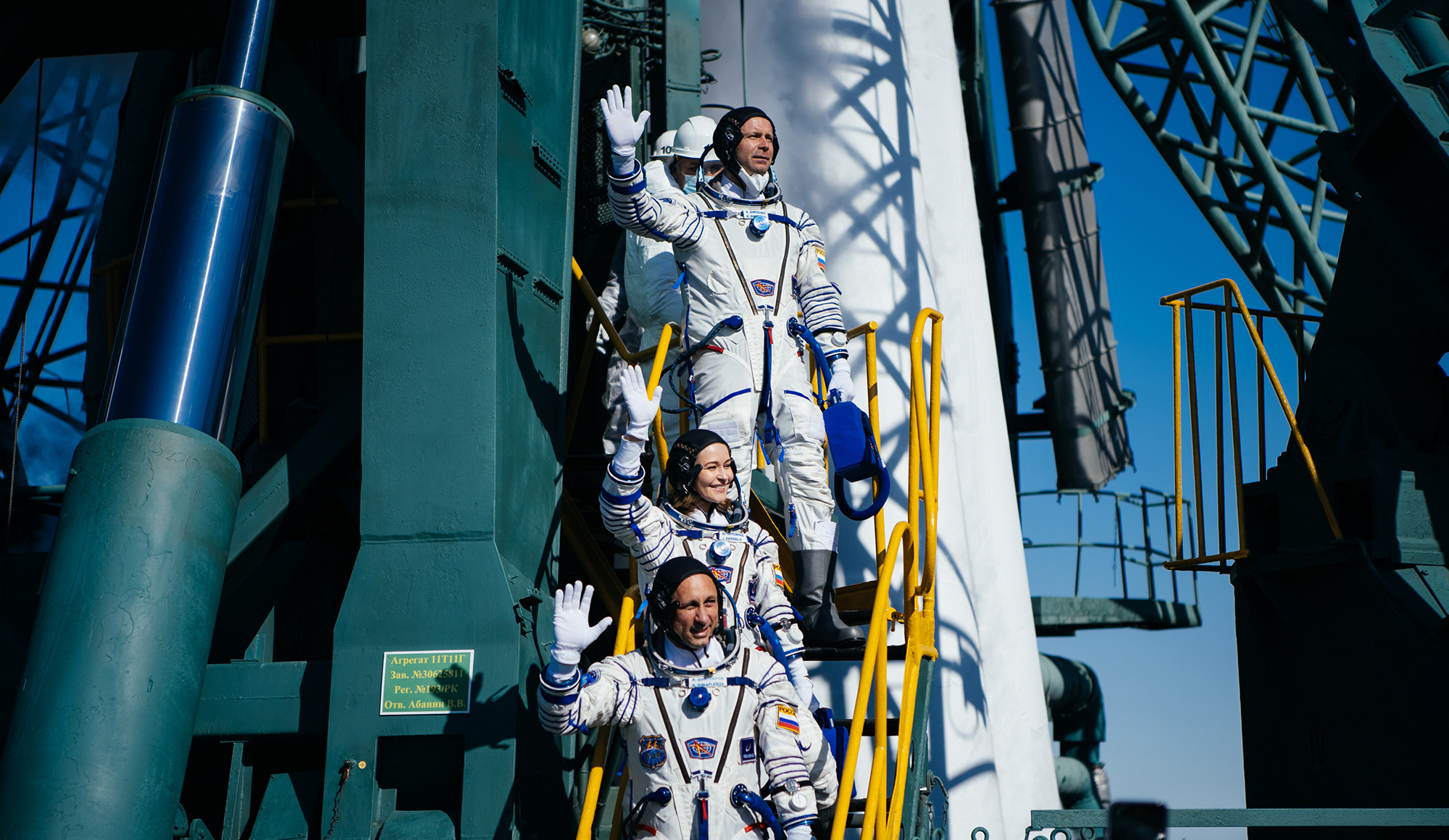 Прямую трансляцию полета космического корабля «Союз МС-19» с актрисой Юлией Пересильд и режиссером Климом Шипенко показали на международном кинофоруме CineEurope в Барселоне обложка