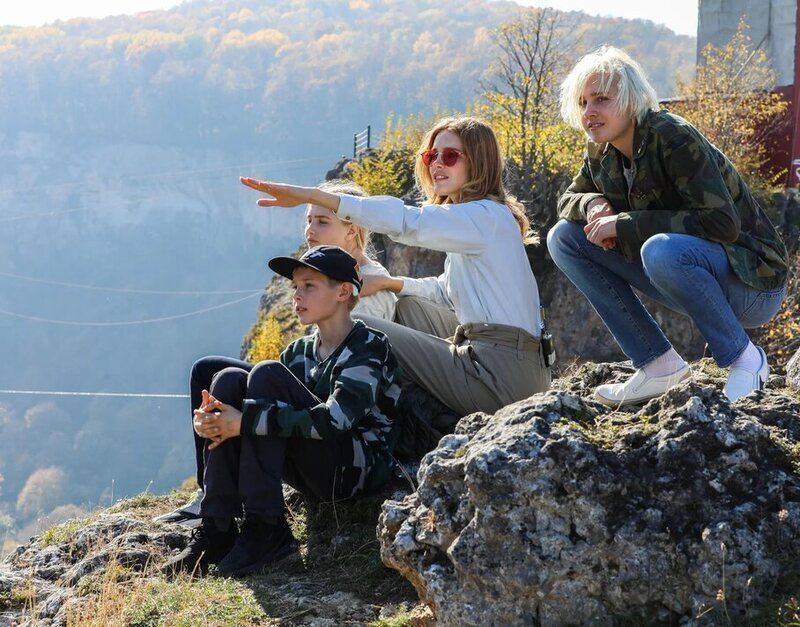 PREMIER to Release Russkiye Kanikuly with Natalia Vodianova cover