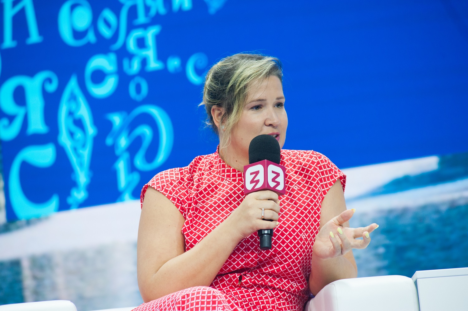 Альбина Мухаметзянова рассказала о популяризации науки с помощью анимации обложка