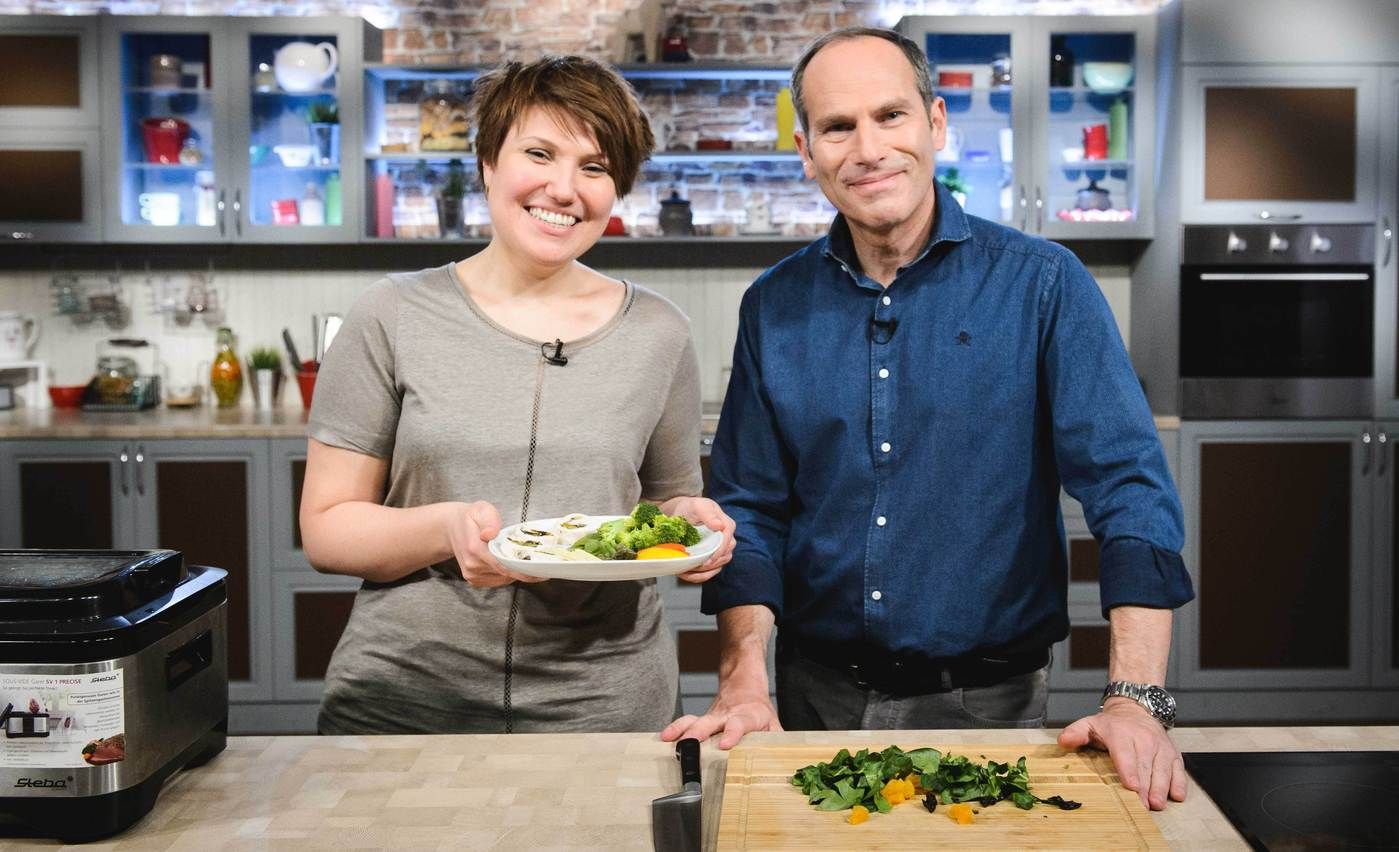 На телеканале «Кухня ТВ» выходит новый проект «Здорово есть!» обложка