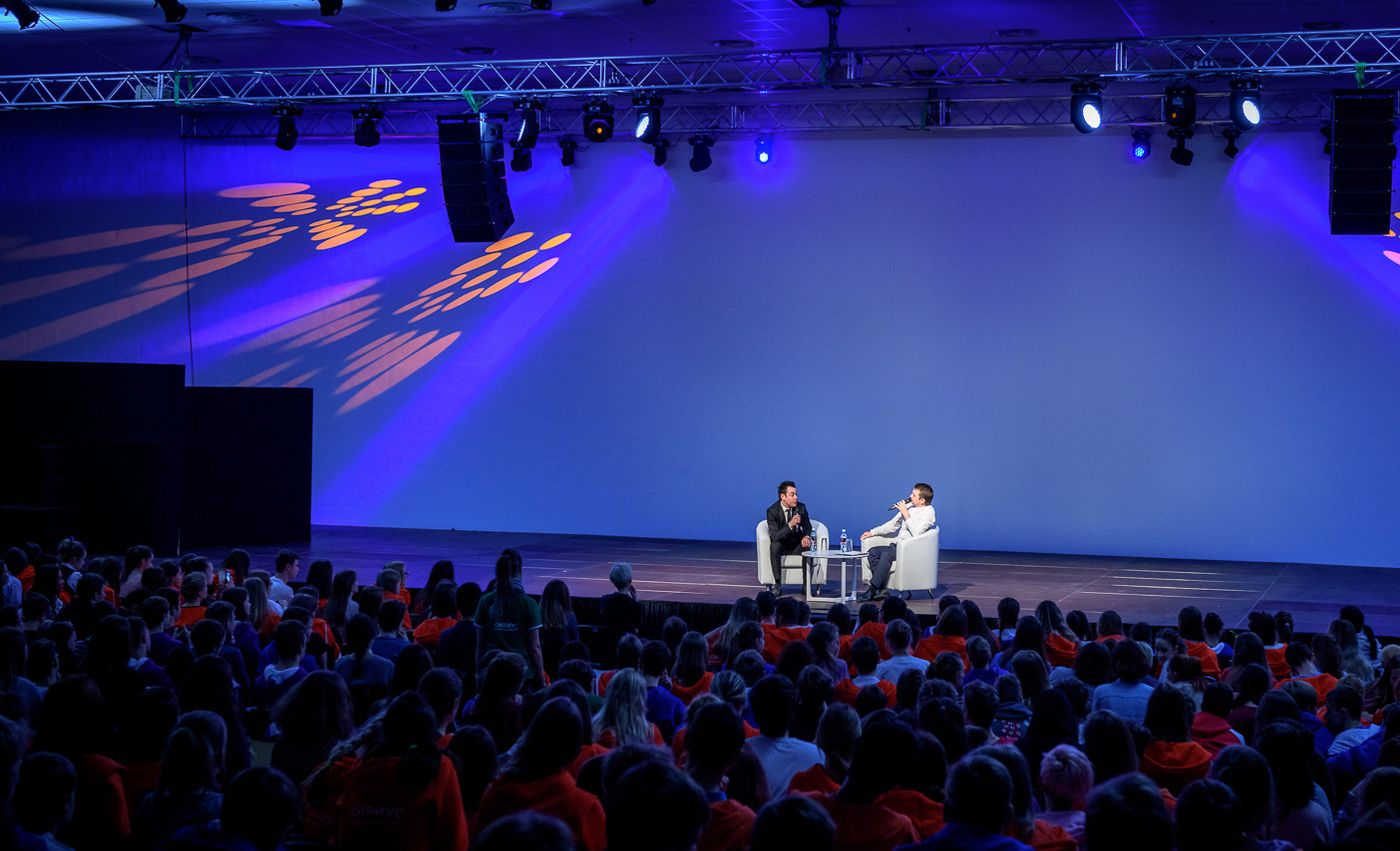 «Газпром-медиа» организовал специальный показ фильма «Рубеж» в образовательном центре «Сириус» обложка