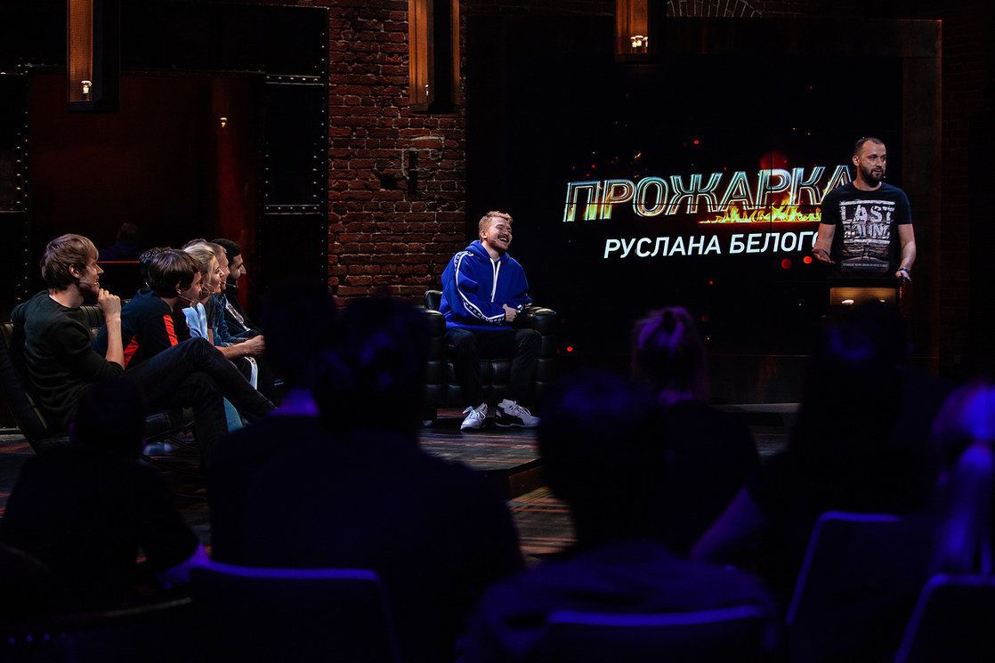 На ТНТ4 выходит новый проект «Прожарка» обложка