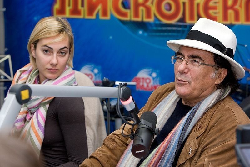 «Авторадио» запустило акцию #ПойДома обложка