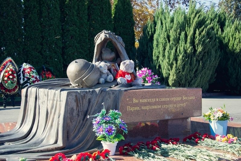 Делегация ГПМ Радио посетила Беслан с благотворительной миссией обложка