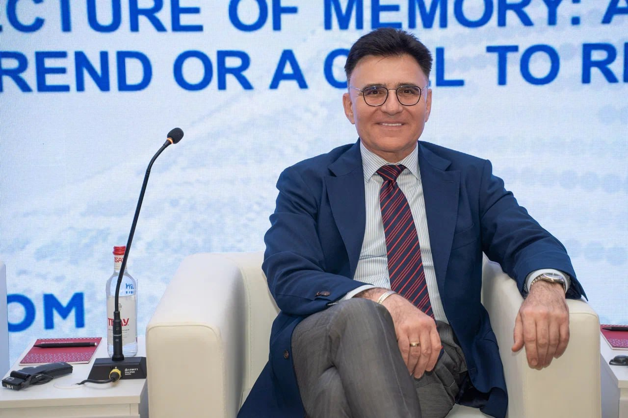 Александр Жаров рассказал как «Газпром-Медиа Холдинг» способствует сохранению культурной идентичности России превью