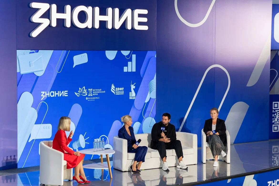 Давид Кочаров и Ирина Ипатова рассказали про развитие мультимедийных проектов превью