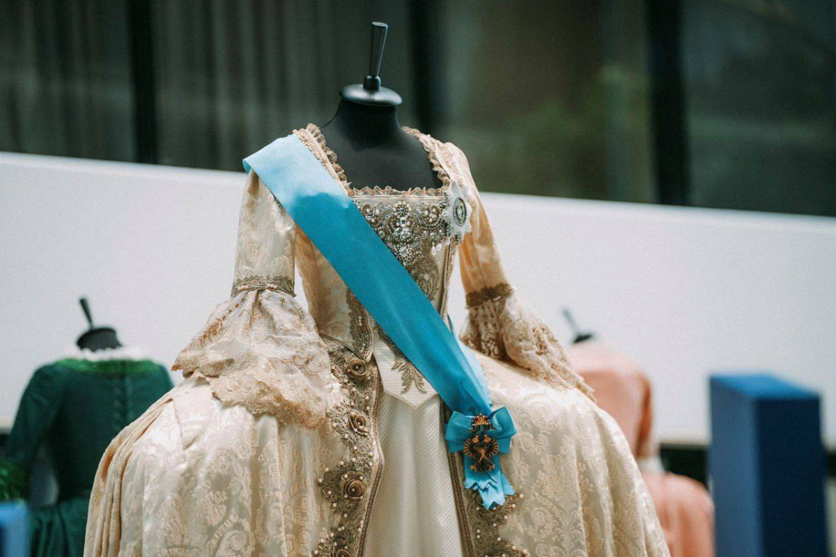 В Сербии открылась выставка костюмов из фильма «Императрицы» превью