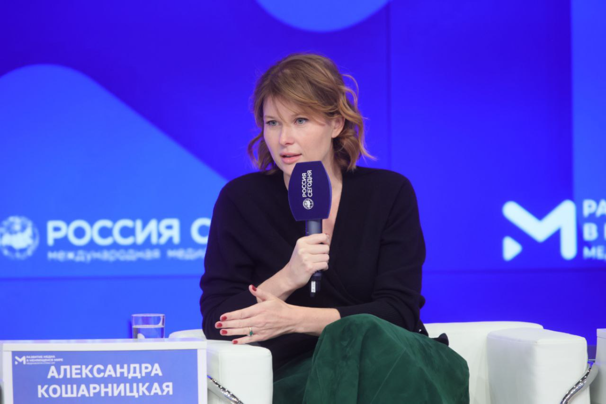 Александра Кошарницкая: искусственный интеллект – это история про новые тексты, а не про новые смыслы превью