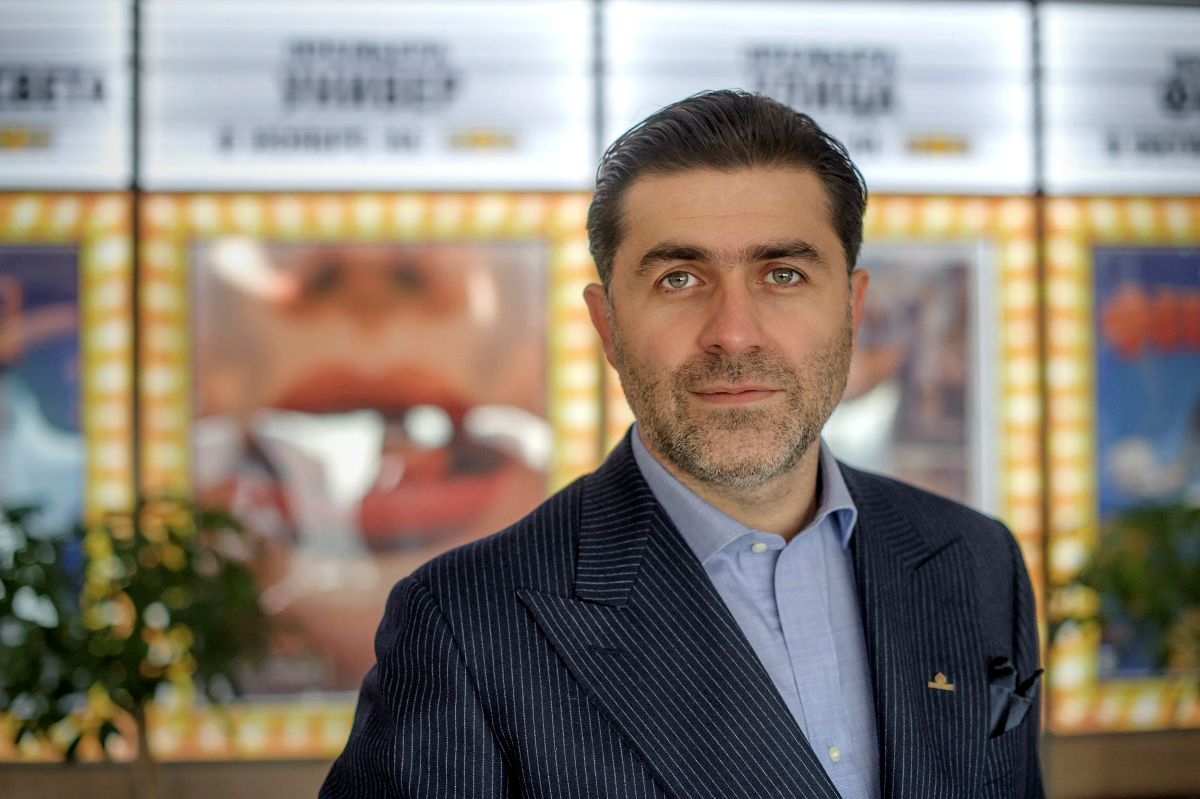 Александр Жаров поздравил Артура Джанибекяна с днем рождения превью